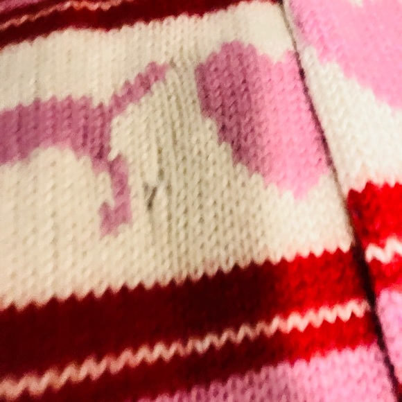 VS PINK MukLuks knee high with hearts and dog logo RARE SIZE MED 8-10 - Picture 7 of 9